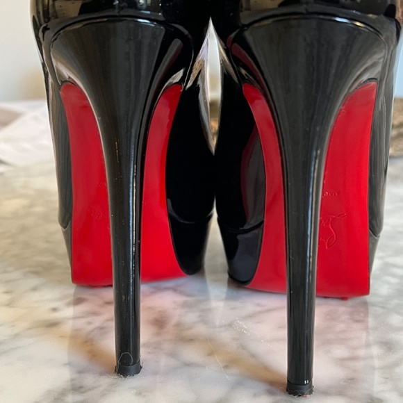 LOUBOUTINS SIZE 37 - Picture 4 of 5